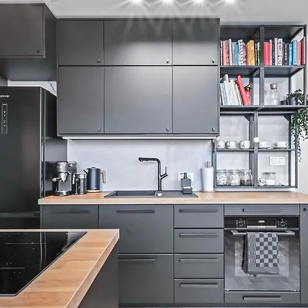 Apartment Rentplanet - Komorska Warsaw