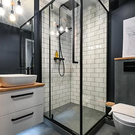 Rentplanet - Komorska Apartment Warsaw