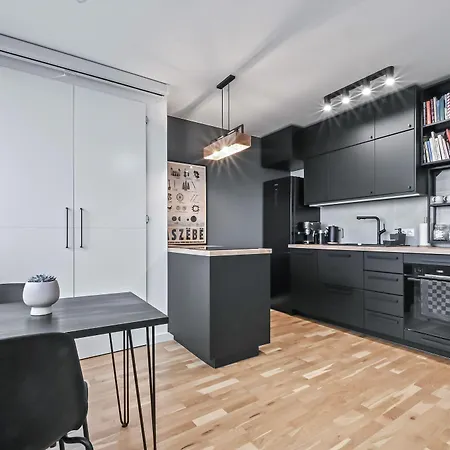 Apartamento Rentplanet - Komorska *