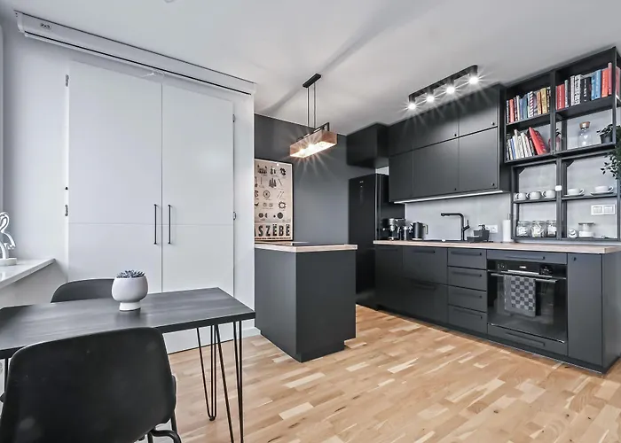 Apartment Rentplanet - Komorska *